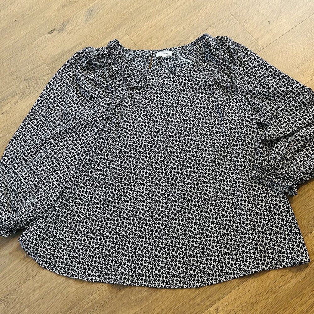 Max Studio Long Sleeve Black and White Blouse